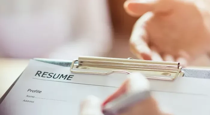 Can I Switch from a Student Visa to a Work Visa Before My Course Ends?